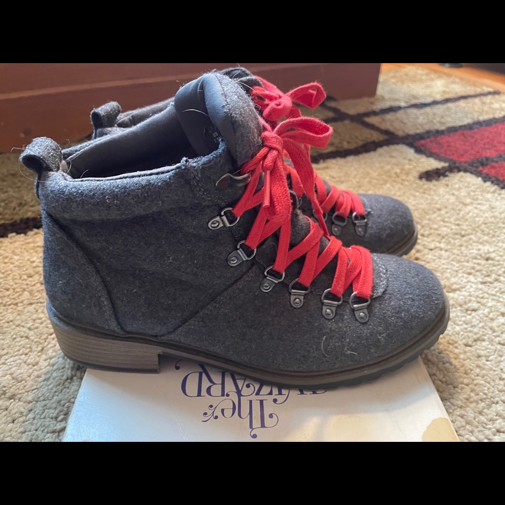 Fergalicious gray and red hiking boots sz 7.5